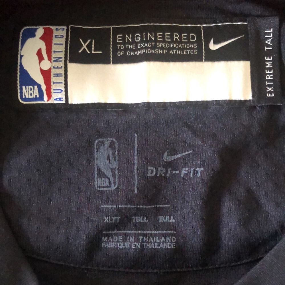 Nike LA Lakers NBA Team Issue Shooting Shirt - Picture 6 of 6